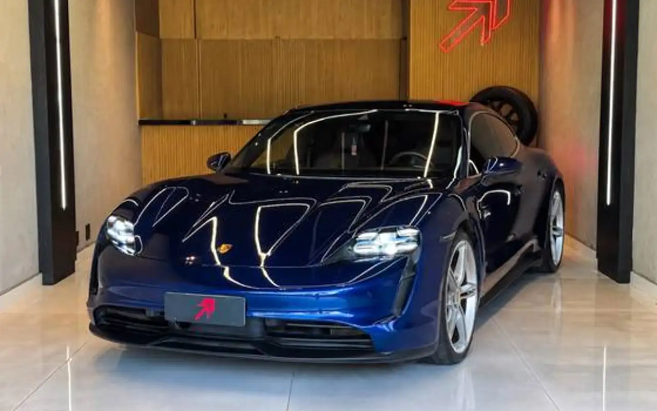 PORSCHE TAYCAN 4S ELÉTRICO — foto 1 de 10