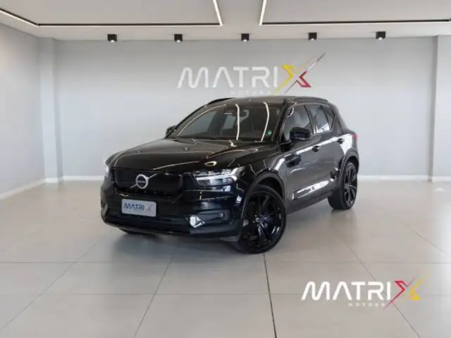 VOLVO XC40 P8 RECHARGE ELECTRIC BEV PURE AWD em São José, SC