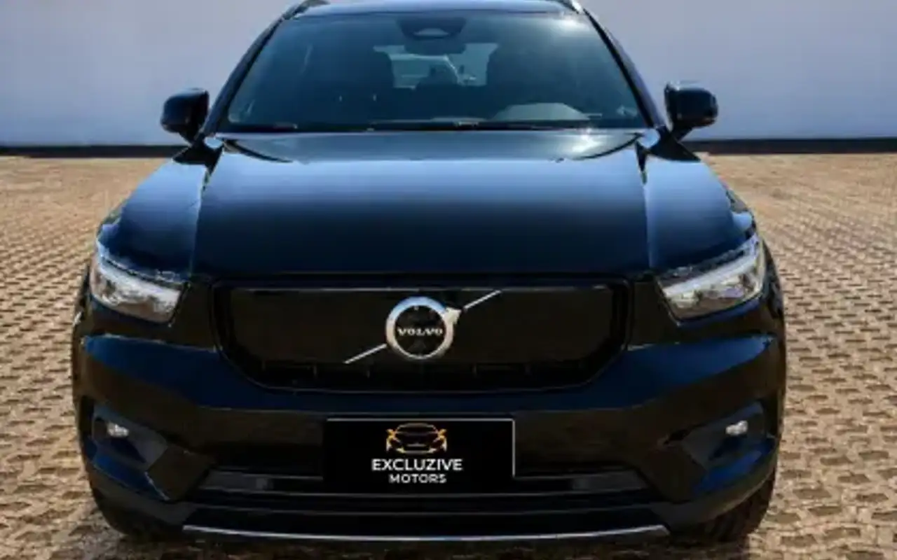VOLVO XC40 P8 RECHARGE ELECTRIC BEV PURE AWD — foto 1 de 14