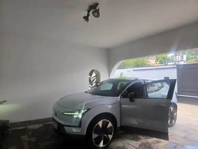 VOLVO EX30 69 KW ELÉTRICO ULTRA em São Paulo, SP