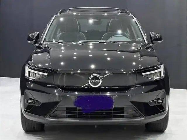 VOLVO XC40 P6 RECHARGE ELECTRIC PLUS em São Paulo, SP