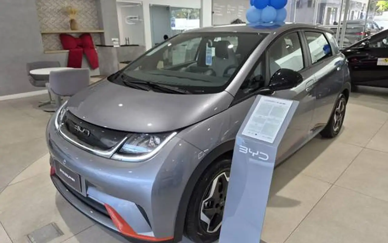 BYD DOLPHIN 44,9 KW ELÉTRICO GS — foto 1 de 6