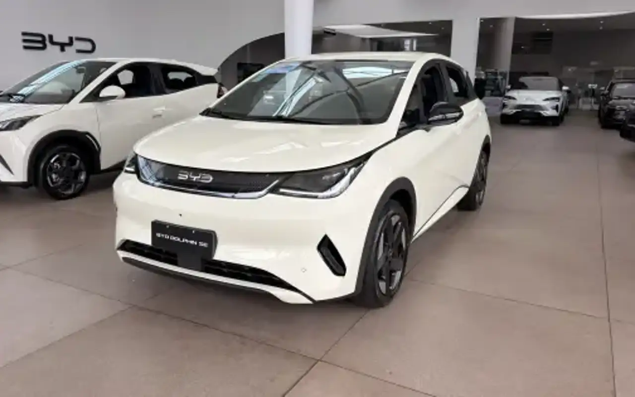BYD DOLPHIN 45,1 KW ELÉTRICO SE — foto 1 de 7