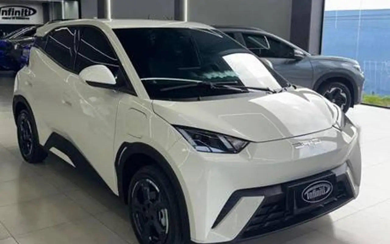 BYD DOLPHIN MINI 38 KW ELÉTRICO — foto 1 de 13