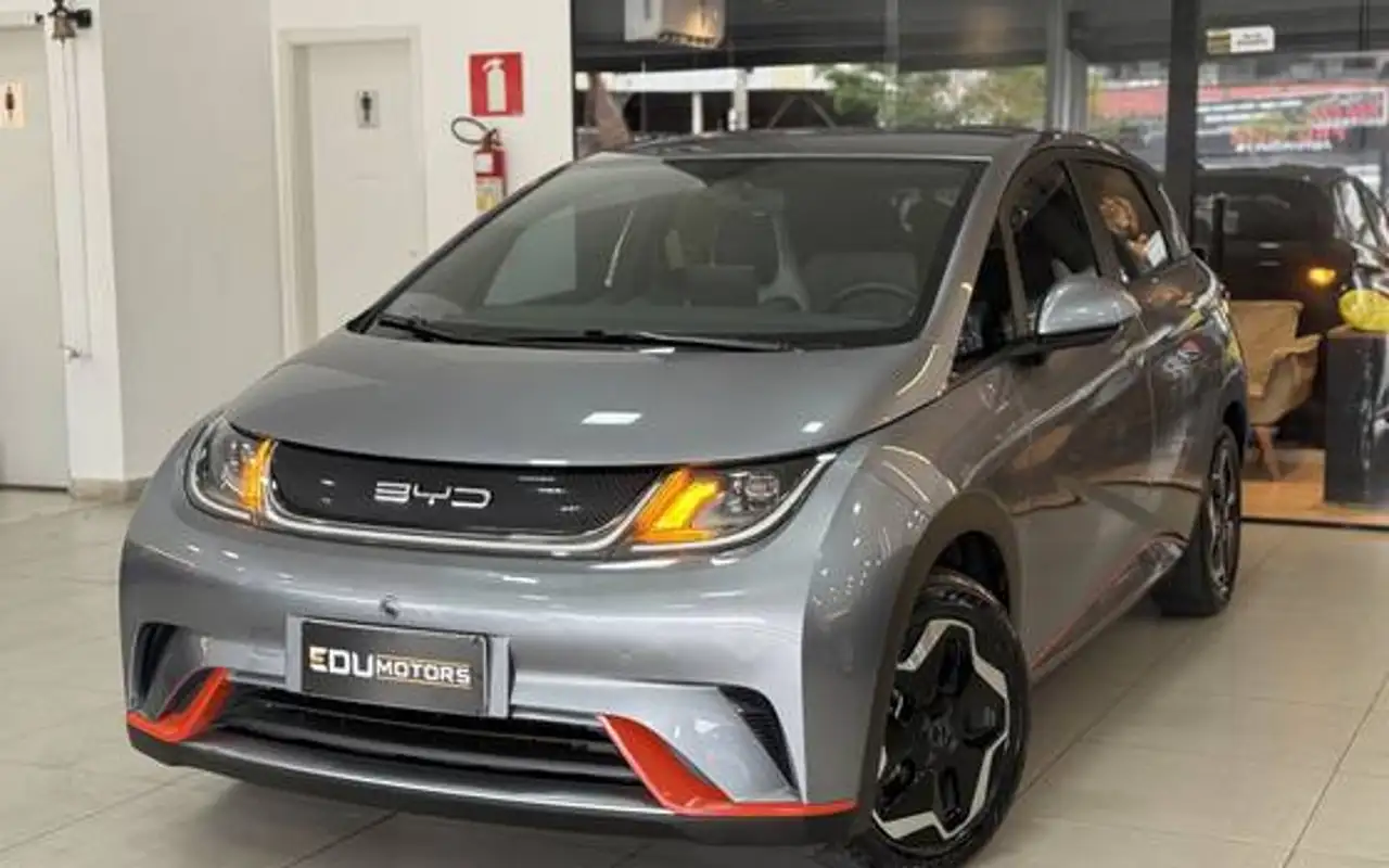 BYD DOLPHIN 44,9 KW ELÉTRICO — foto 1 de 17