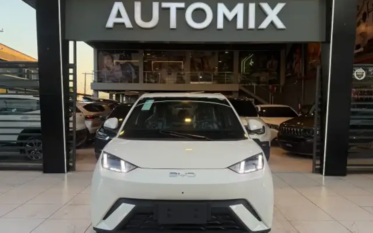 BYD DOLPHIN MINI 38 KW ELÉTRICO GS — foto 1 de 10