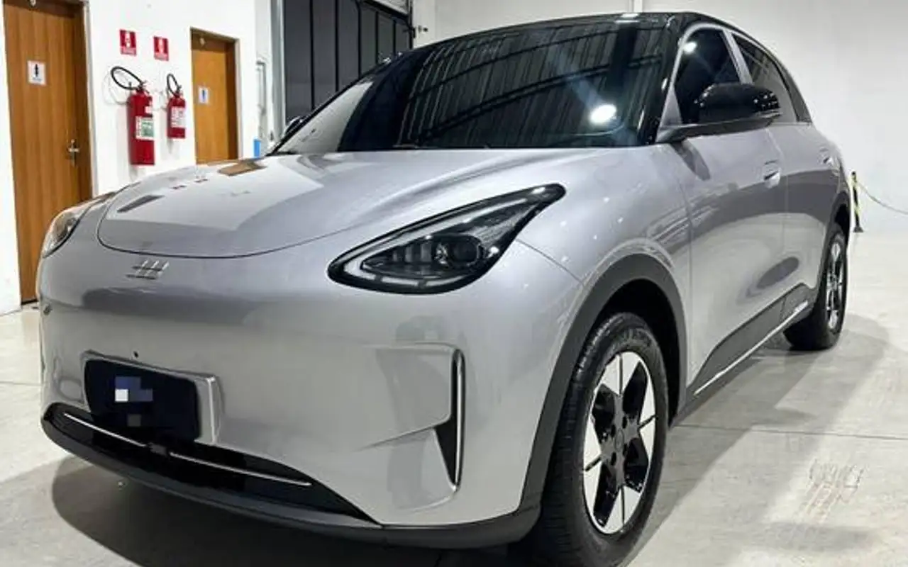 GEELY EX2 39,4 KW ELÉTRICO MAX — foto 1 de 8