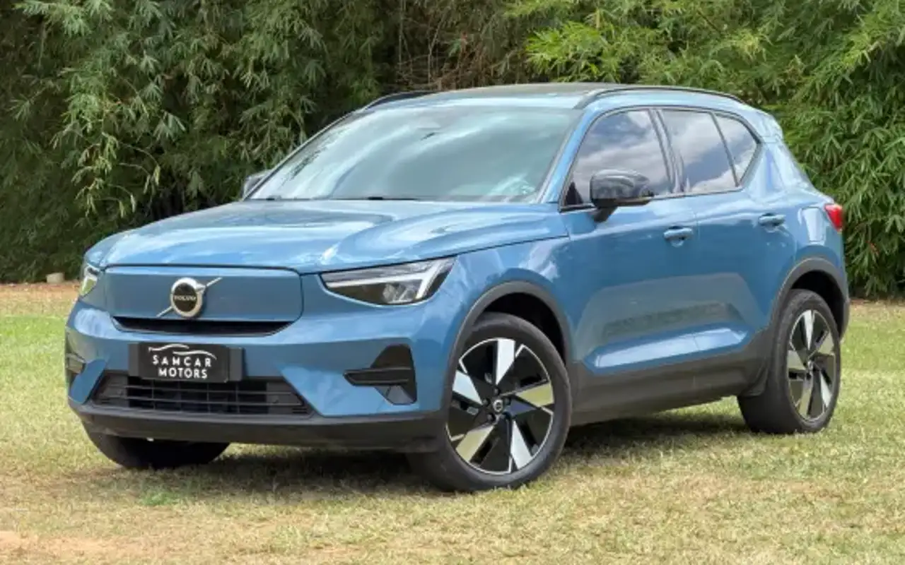 VOLVO EX40 P6 RECHARGE ELECTRIC PLUS — foto 1 de 17