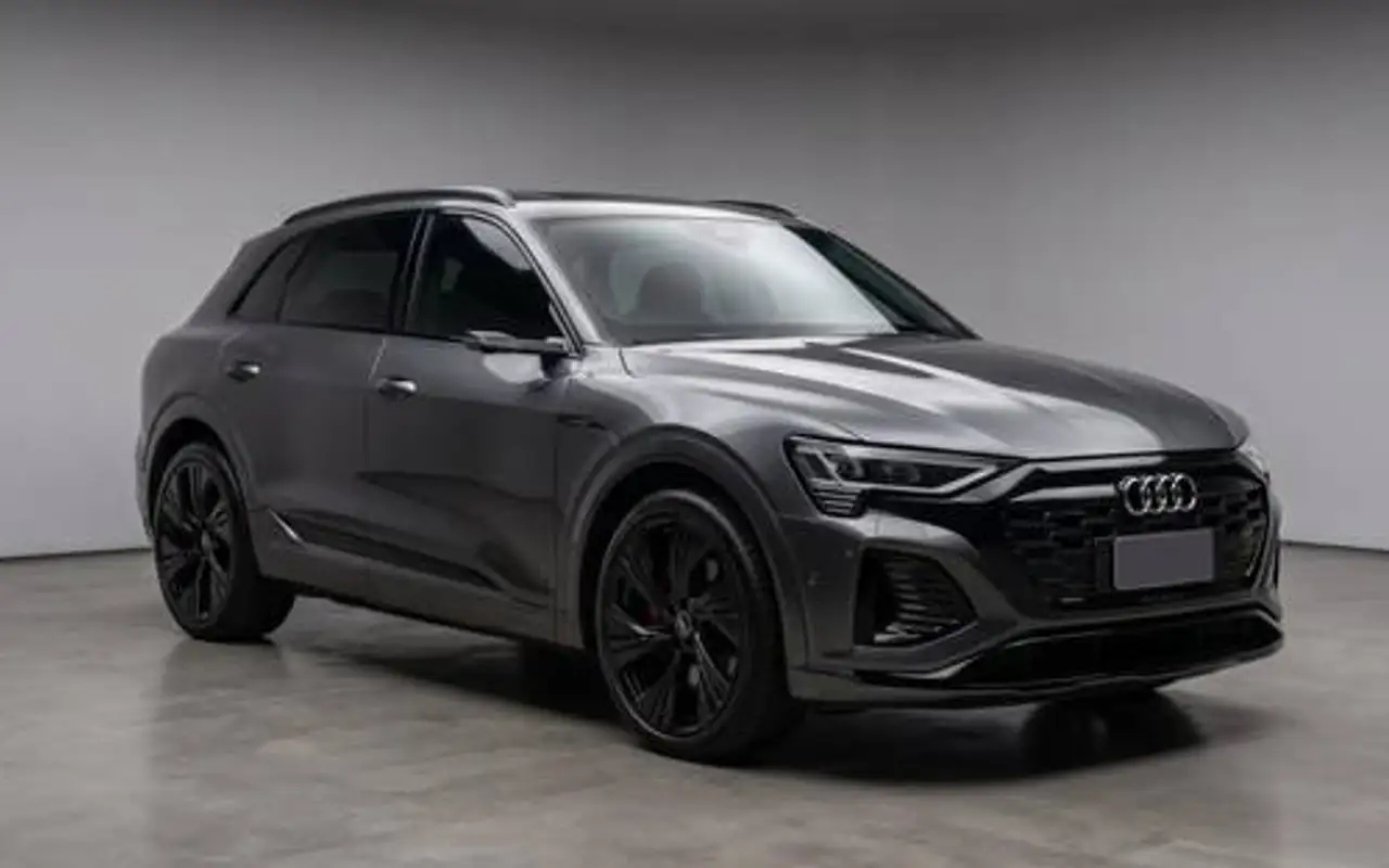 AUDI Q8 E-TRON 55 ELÉTRICO LAUNCH EDITION QUATTRO — foto 1 de 8