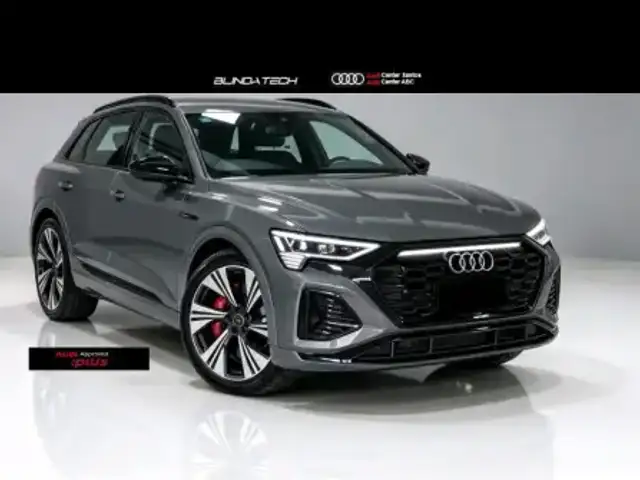 AUDI Q8 E-TRON 55 ELÉTRICO SPORTBACK PERFORMANCE BLACK QUATTRO em São Bernardo do Campo, SP