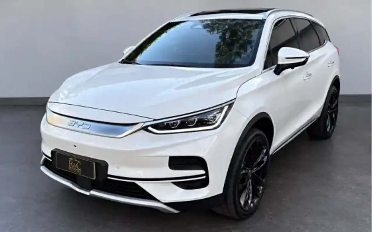 BYD TAN ELÉTRICO AWD — foto 1 de 16