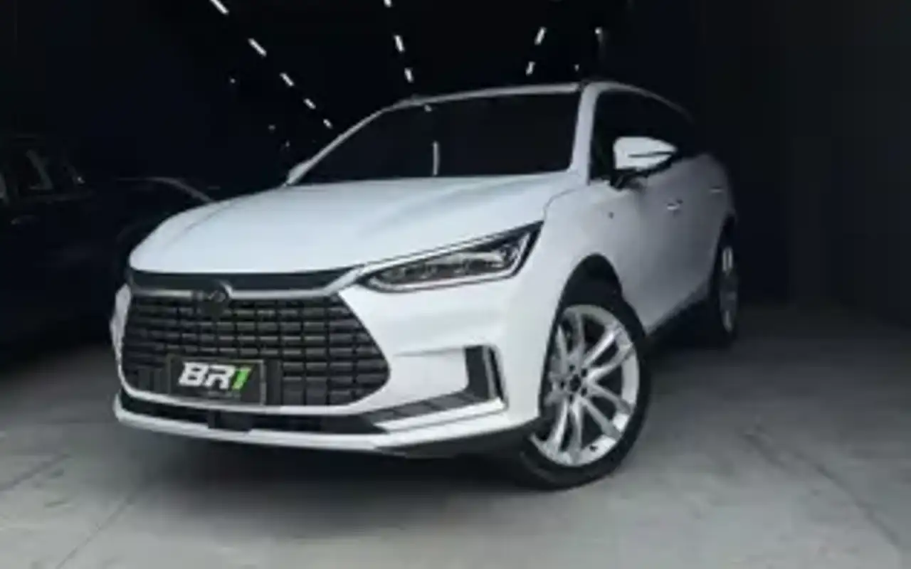 BYD TAN ELÉTRICO AWD — foto 1 de 16