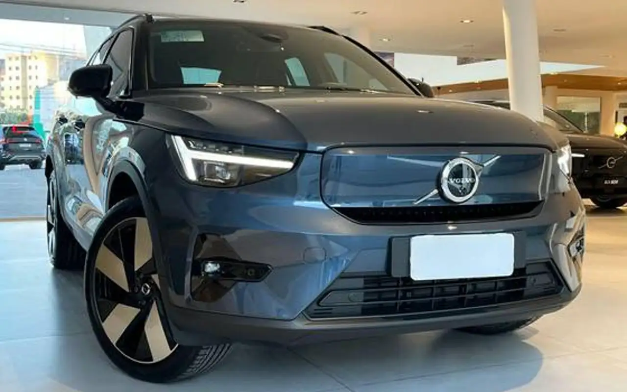 VOLVO EX40 P8 RECHARGE TWIN ELECTRIC ULTRA AWD — foto 1 de 12
