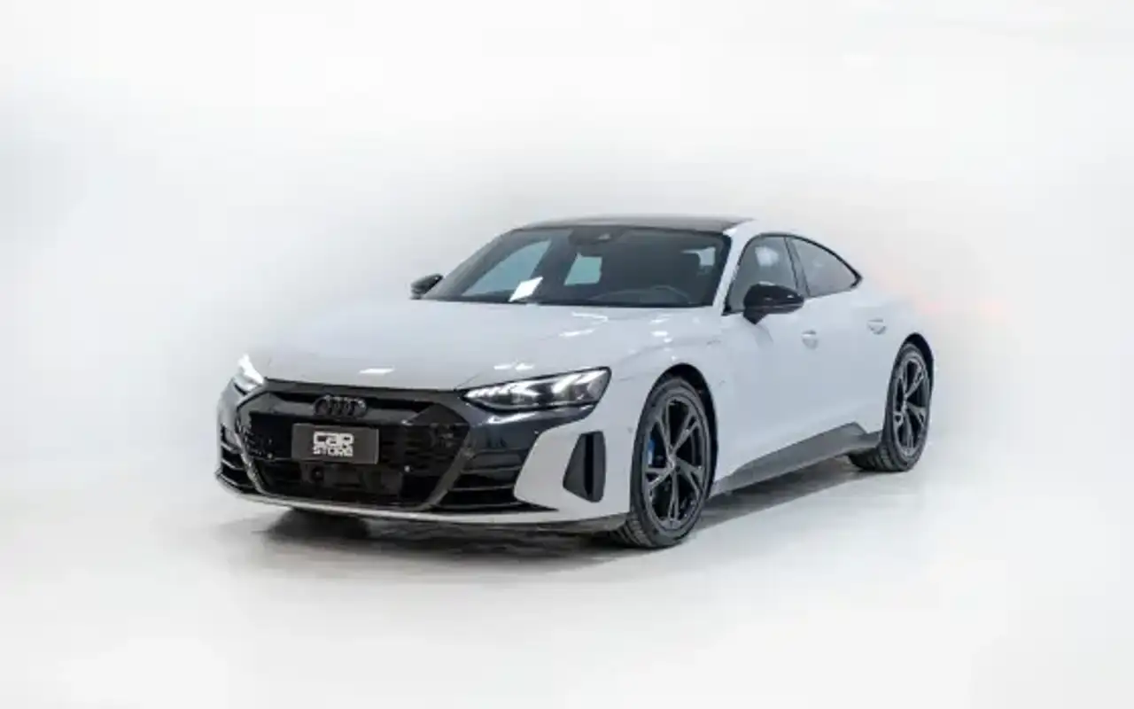 AUDI E-TRON GT ELÉTRICO SPORTBACK QUATTRO — foto 1 de 17
