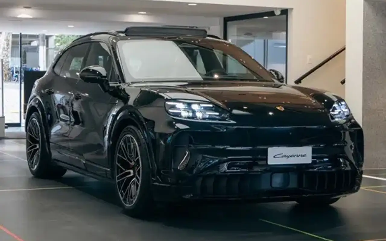PORSCHE CAYENNE 113,2 KW S ELÉTRICO AWD — foto 1 de 9