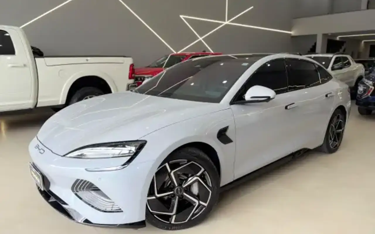 BYD SEAL 82,5 KW ELÉTRICO AWD — foto 1 de 20
