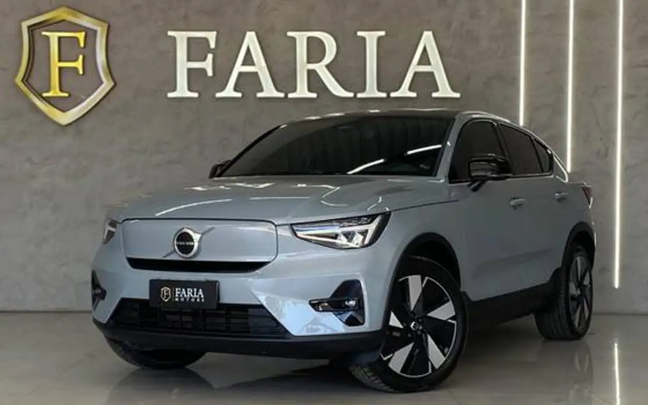 VOLVO C40 P6 RECHARGE ELECTRIC PLUS — foto 1 de 13