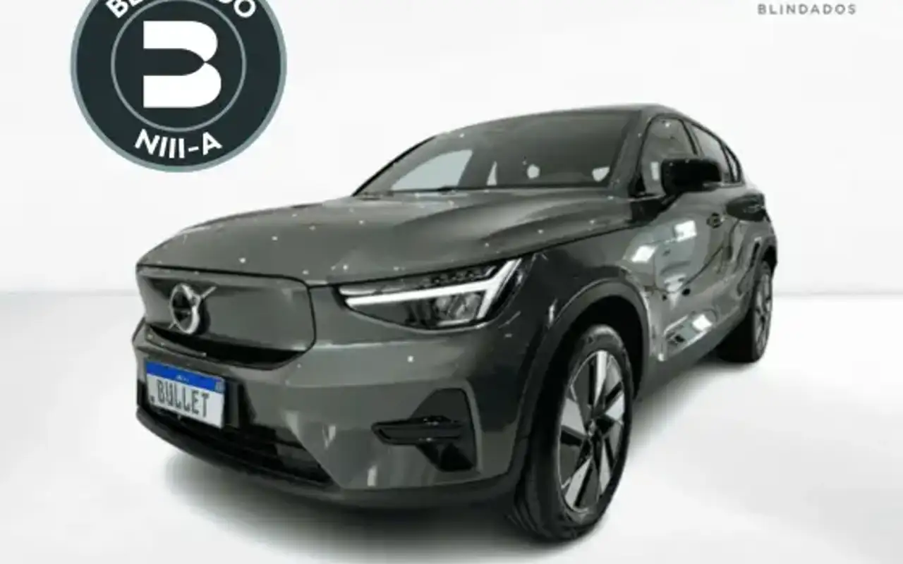 VOLVO EC40 P6 RECHARGE ELECTRIC PLUS — foto 1 de 8