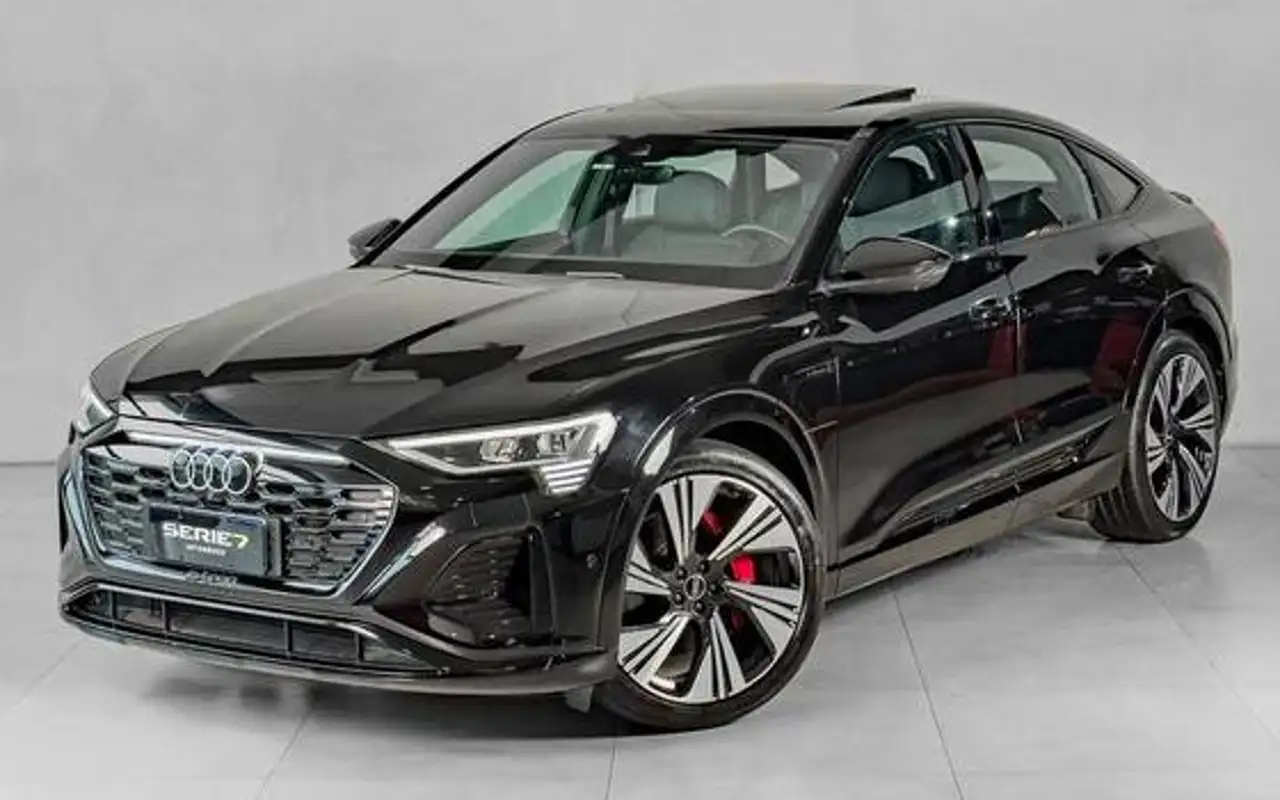 AUDI Q8 E-TRON 55 ELÉTRICO SPORTBACK PERFORMANCE BLACK QUATTRO — foto 1 de 14