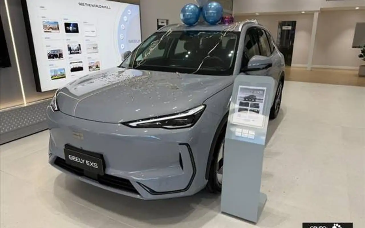GEELY EX5 60,22 KW ELÉTRICO MAX — foto 1 de 12