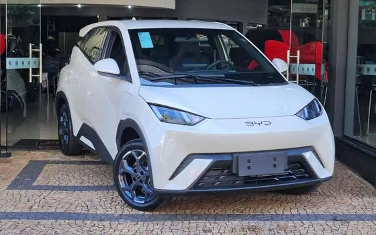 BYD DOLPHIN MINI 38 KW ELÉTRICO GL — foto 1 de 18