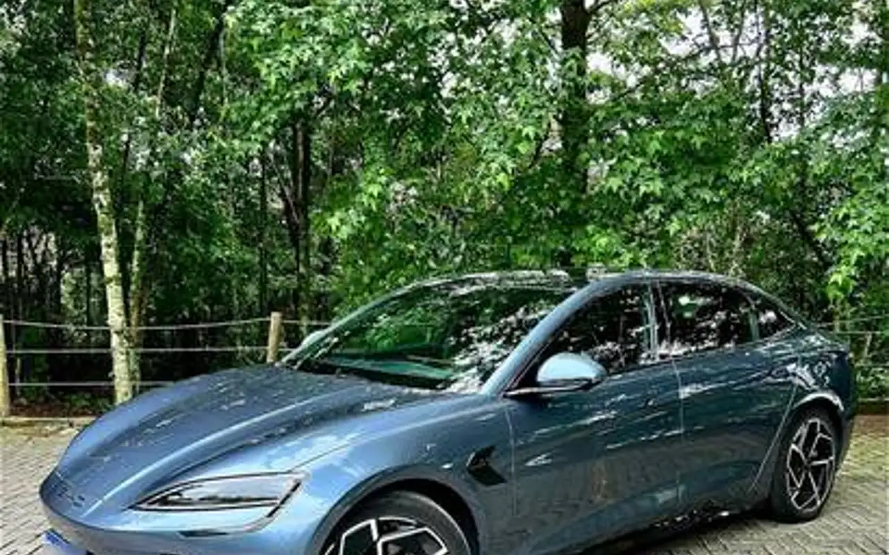 BYD SEAL 82,5 KW ELÉTRICO AWD — foto 1 de 8