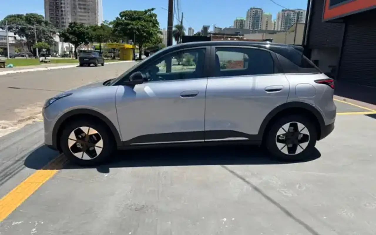 GEELY EX2 39,4 KW ELÉTRICO MAX — foto 1 de 10