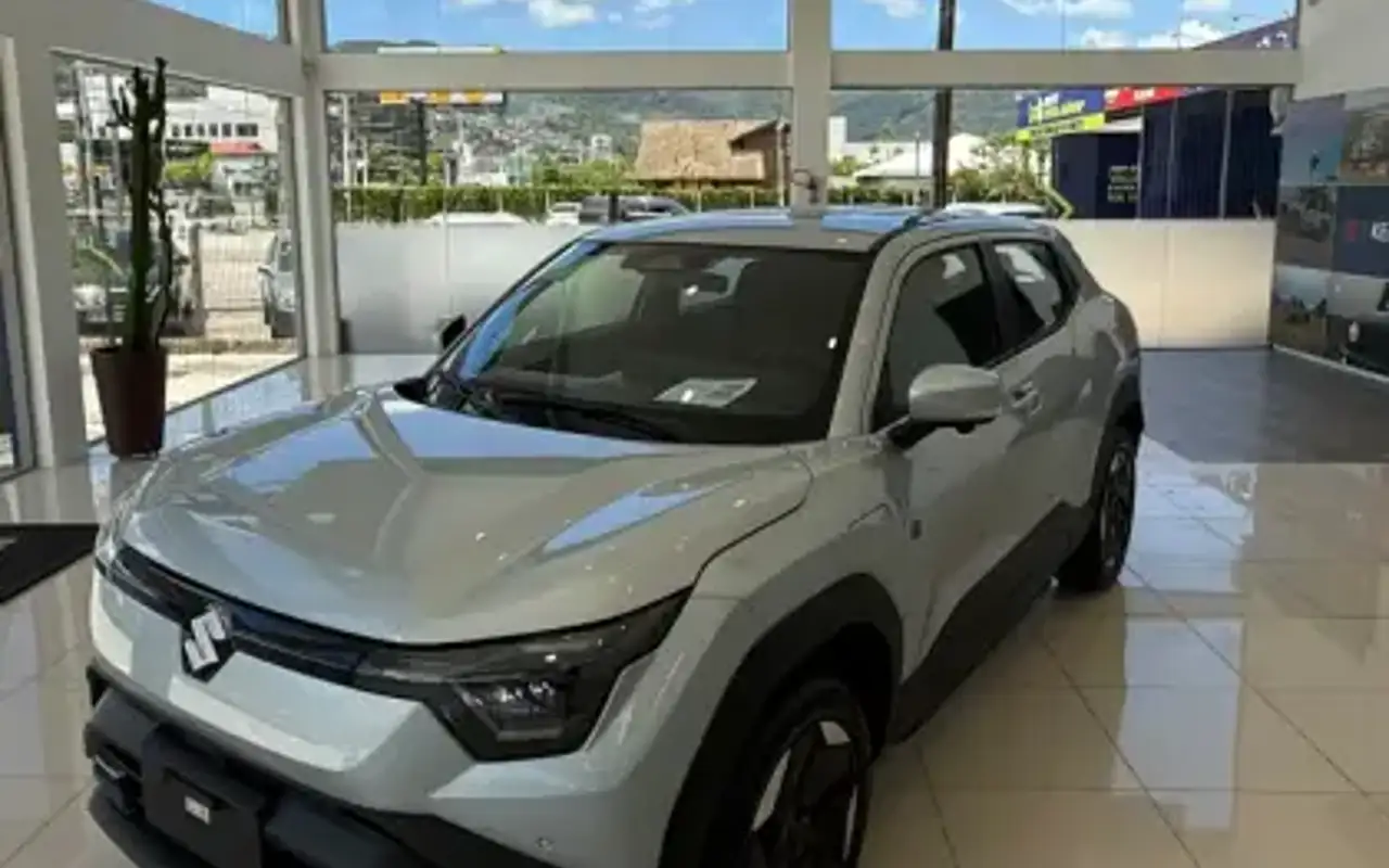 SUZUKI E VITARA 61 KW ELÉTRICO 4STYLE 4X4 — foto 1 de 9