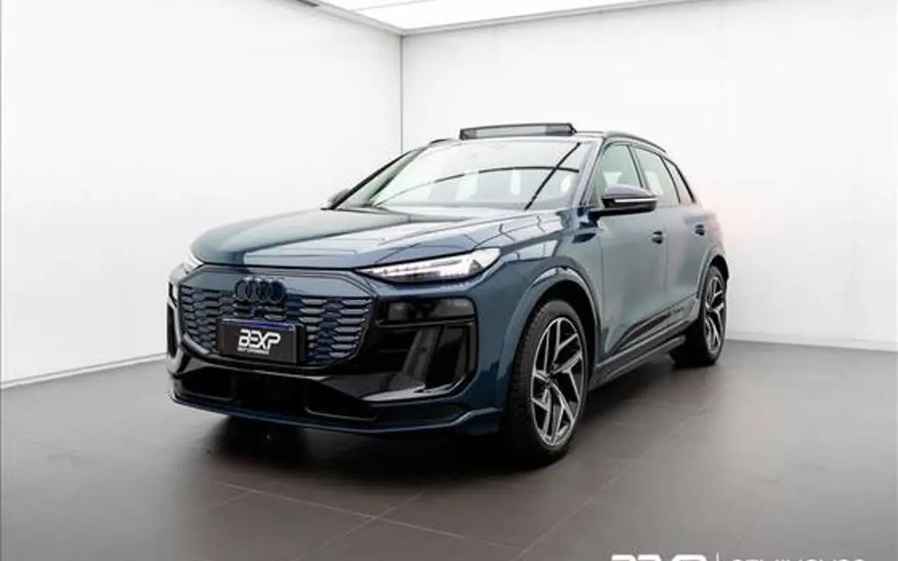 AUDI Q6 E-TRON 100 KW ELÉTRICO PERFORMANCE BLACK QUATTRO — foto 1 de 20
