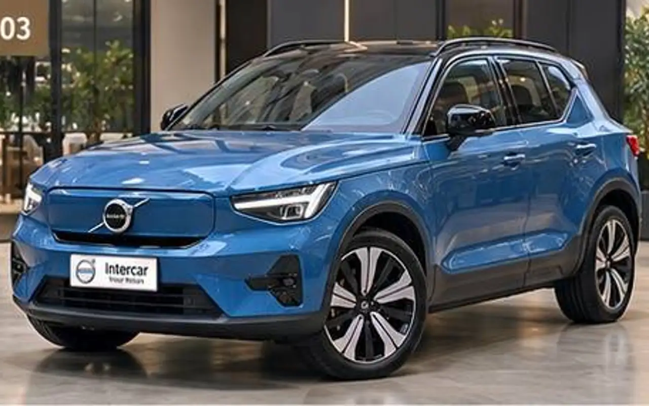 VOLVO XC40 P6 RECHARGE ELECTRIC PLUS — foto 1 de 11